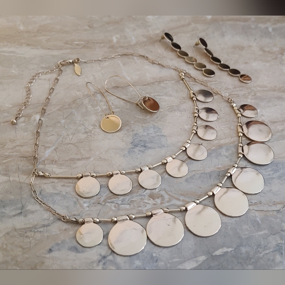 Natasha necklace and 2 pair Earrings